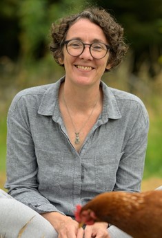 Sophie Anderson revisits Baba Yaga folklore in The House With Chicken Legs Runs Away