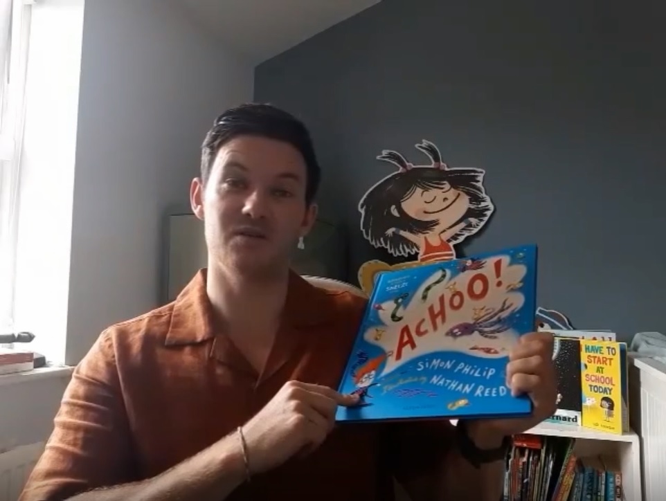 Simon Philips reads from Achoo!