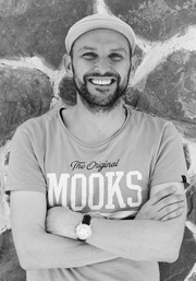 Ben Sanders shares the joy of doing nothing in Pincho