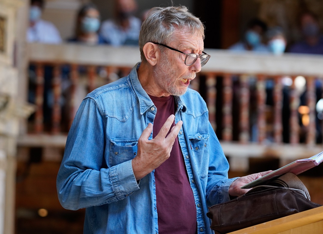 Michael Rosen wins CLiPPA Poetry Award 2021