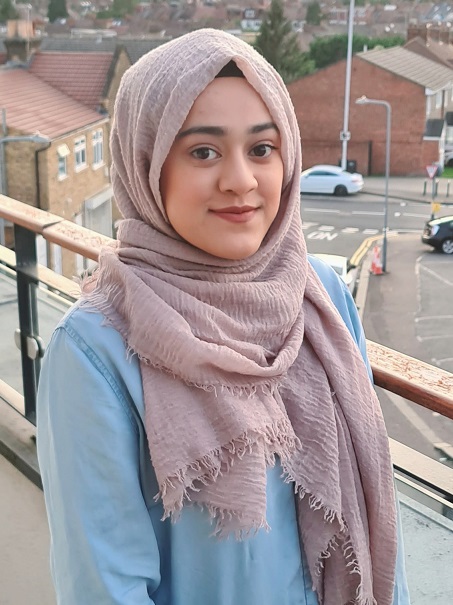 Radiya Hafiza moves into YA romantacy with The Silver Kingdom