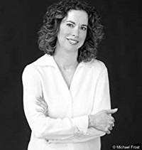 Maria V Snyder